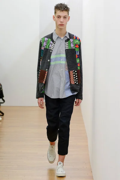 Look 24